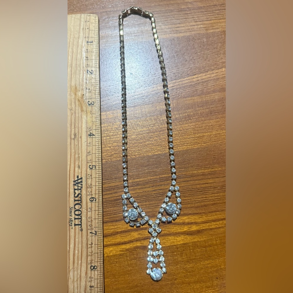 Vintage Elegant Gold and Silver Necklace